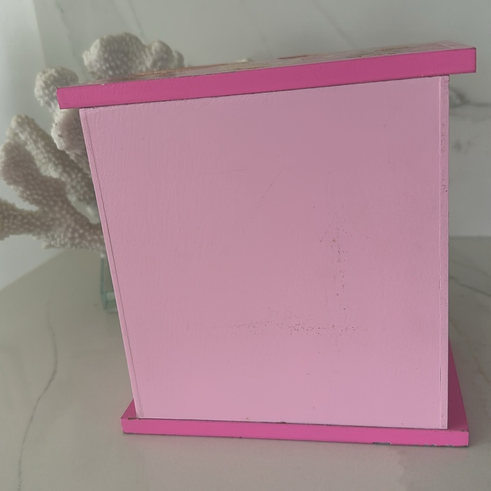 Disney Princess wooden girls Jewelry Box. Color pink. - Picture 2 of 6